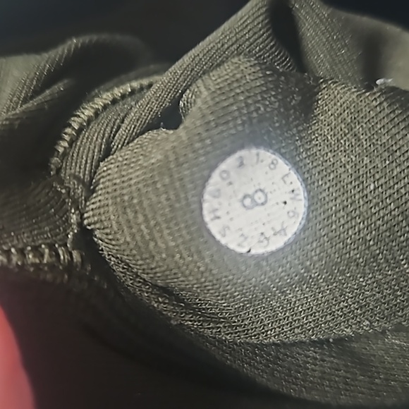 Lululemon Wunder Under Crop (Hi-Rise) *Full-On Luxtreme 21" Dark Olive Size 8 - Picture 4 of 9